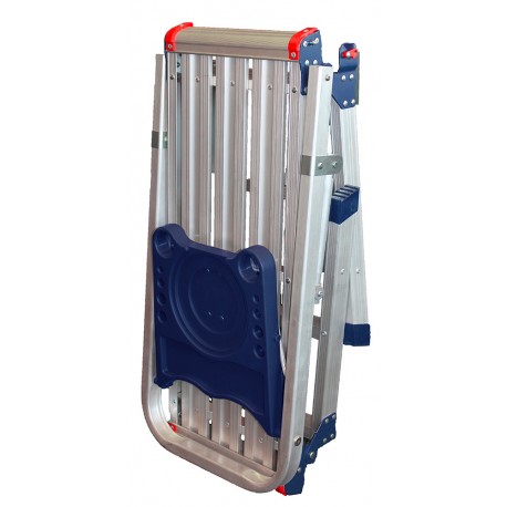 Arbeitsplattform mit Werkzeugablage