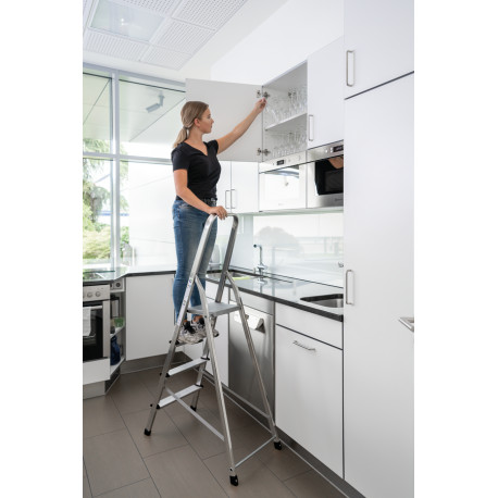 Haushaltsleiter einseitig begehbar